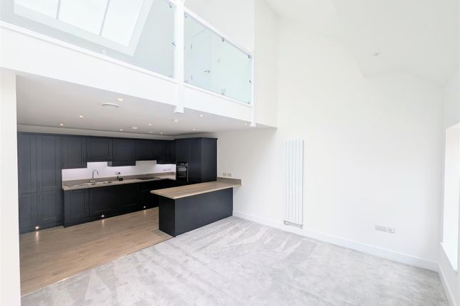 End terrace house for sale in Middle Gate, Newark