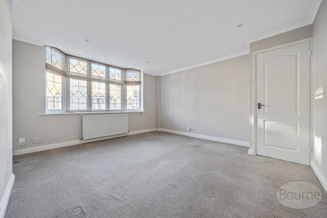 Flat B, 40, Church Road, Guildford photo 2