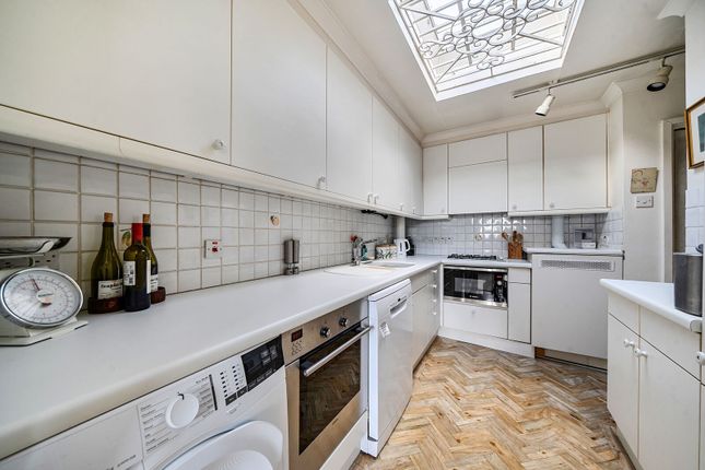 Old Brompton Road, London, SW5 0BP, Earls Court photo 3