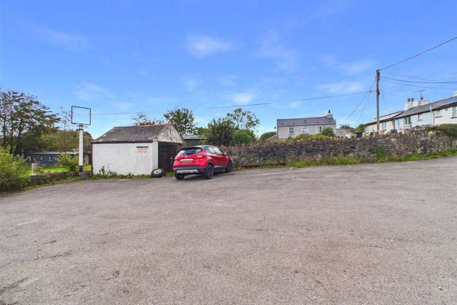 Land in PL19 9QB