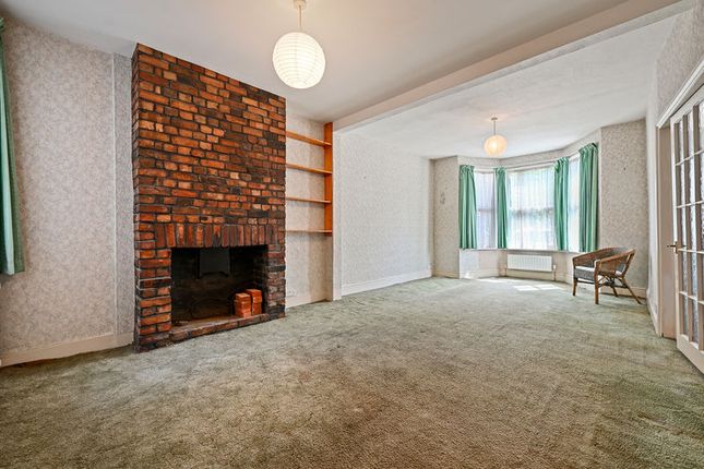 13, Merivale Road, West Harrow photo 2