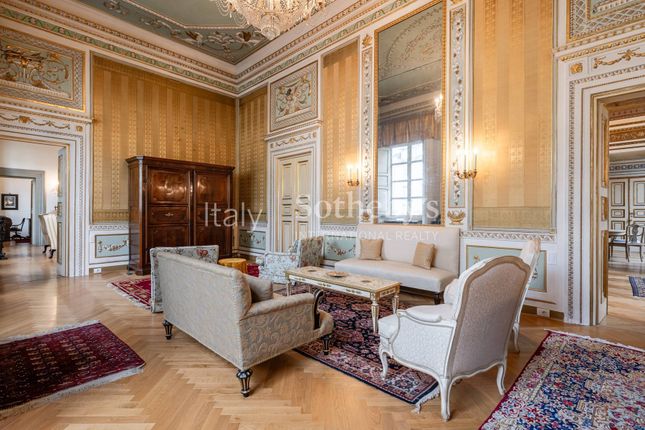 Apartment for sale in Via Busdraghi, Lucca, Toscana
