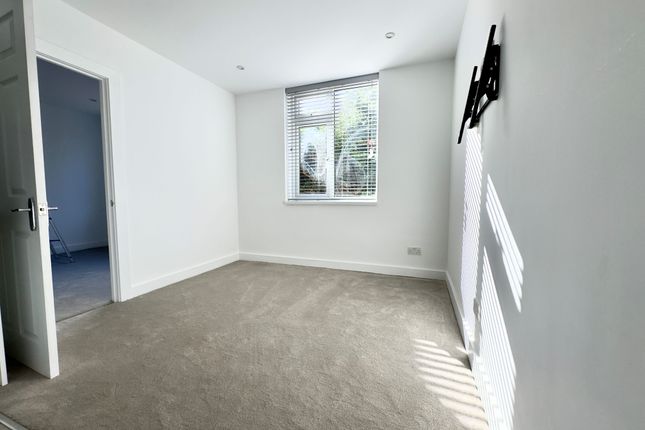 Flat 6, Bournemouth photo 3