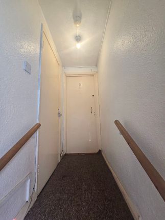 Flat 3, Leicester photo 5