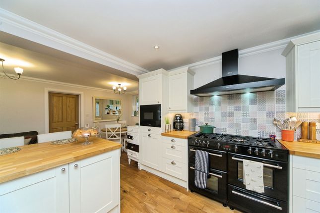 6, Darent Close, Pevensey photo 4