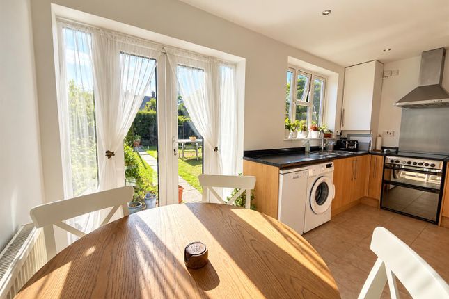 18, Coram Green, Brentwood photo 4