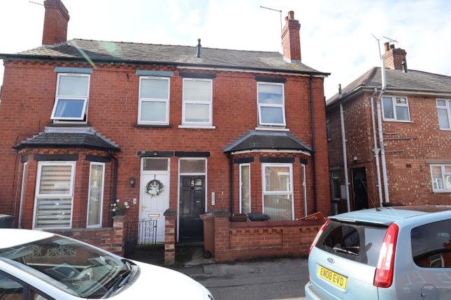 Thumbnail Room to rent in Vere Street, Uphill Lincoln, Lincoln