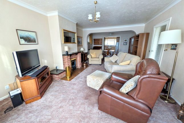 Wycketts, Weeley Road, Colchester photo 3