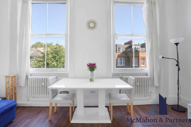 Thumbnail Flat to rent in Boltons Court, 216 Old Brompton Road, London