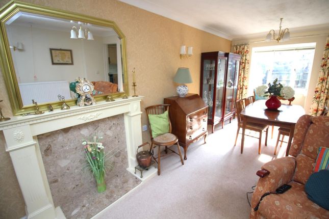 7, Courville Close, Alveston photo 3
