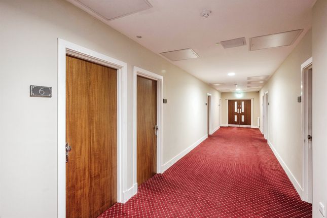Flat for sale in St. Sepulchre Gate, Town, Doncaster