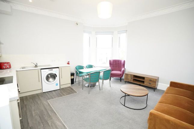 Flat to rent in Perth Road, Dundee