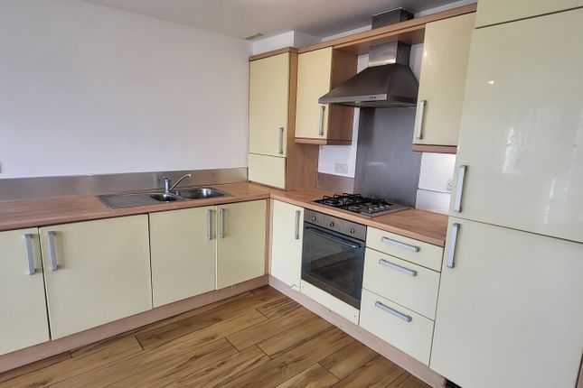 2 Valley Mews Apartments, Cranmer Road, BRADFORD photo 3