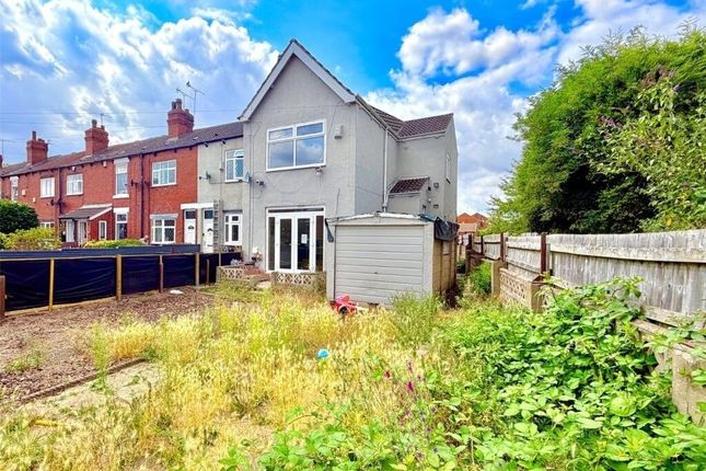 2-bed terraced on 41, Grove Avenue, PONTEFRACT, £85,000