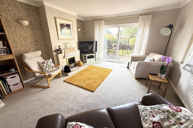 1, Briar Close, Exmouth photo 4