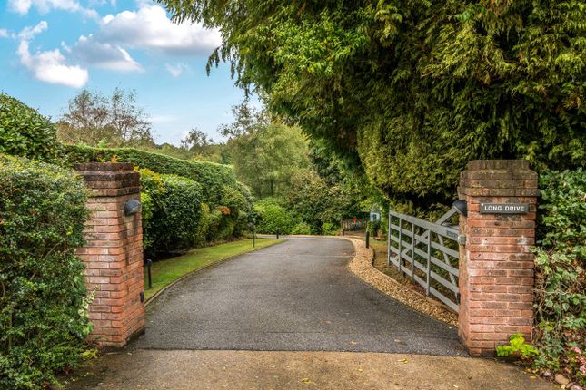 Long Drive, 4A, Pinefields Close, Ottery St. Mary photo 2