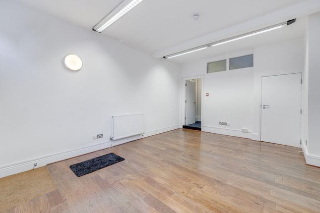 Thumbnail Property for sale in Seymour Mews, Marylebone