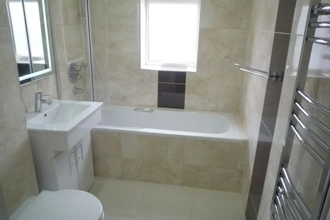 Wanti Terrace, 21, Yellowpine Way, Chigwell photo 4