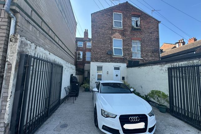 Flat 1, 130 South Road, Waterloo, Liverpool photo 5