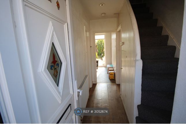 Carlyon Road, Wembley photo 2