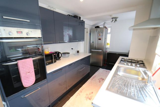 210, Ordnance Road, Enfield photo 4