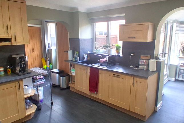 7, Glenfields, Peterborough photo 2