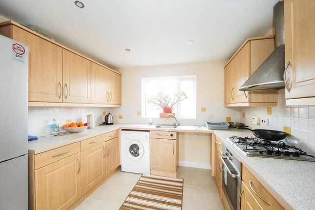103, Merevale Way, Yeovil photo 2