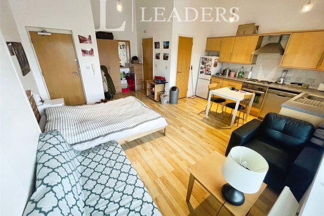 27, Ruth Bagnall Court, Cambridge photo 2