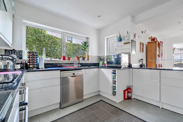 Mimosa,, Fluder Crescent, Newton Abbot photo 4