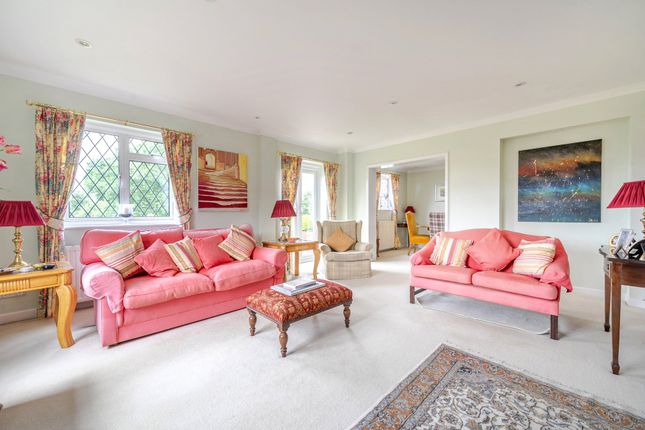 Mazzard Cottage,, East Hill, Devon photo 4