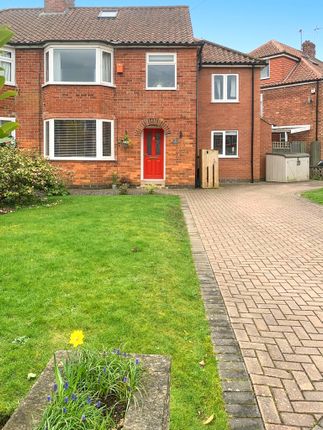 5-bed house on 1, Garths End, York, £500,000