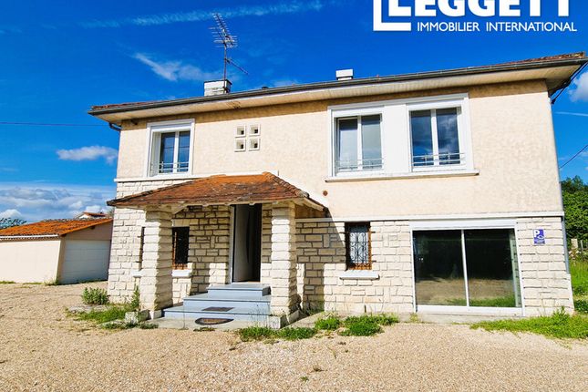 Thumbnail Villa for sale in Montpon-Ménestérol, Dordogne, Nouvelle-Aquitaine