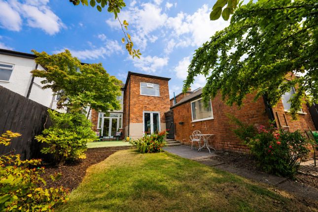 79, Hall Road, Hull photo 4