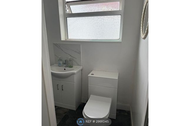 Willow Road, Erith photo 5