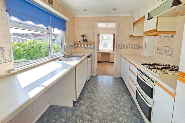 55, Lindum Park, Ruskington photo 4