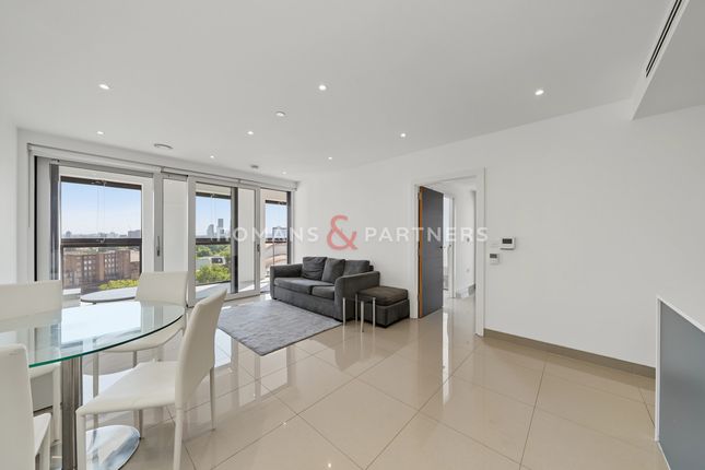 Flat 55 Conquest Tower, 130, Blackfriars Road, London photo 3