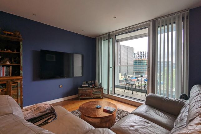 Flat for sale in Milliners Wharf, Munday Street, Manchester