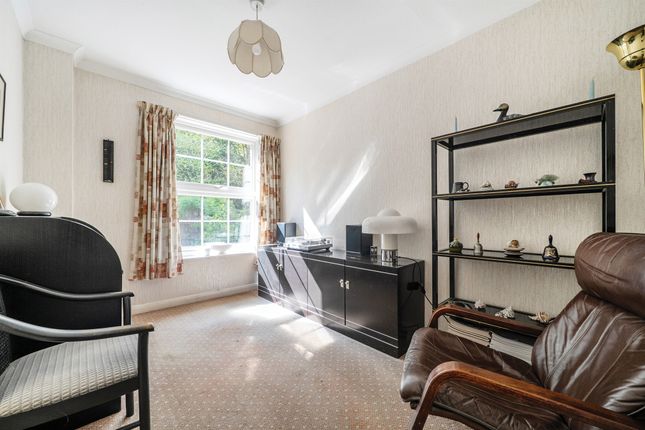 7, Bramble Drive, Maidenhead photo 5