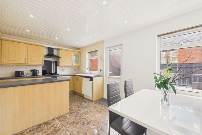 14 Holly View, Gateshead photo 2