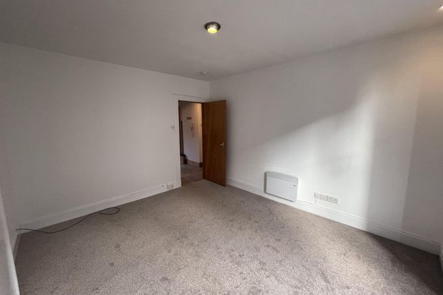 8D, Eden Street, Dundee, DD4 6HN, Dundee photo 3