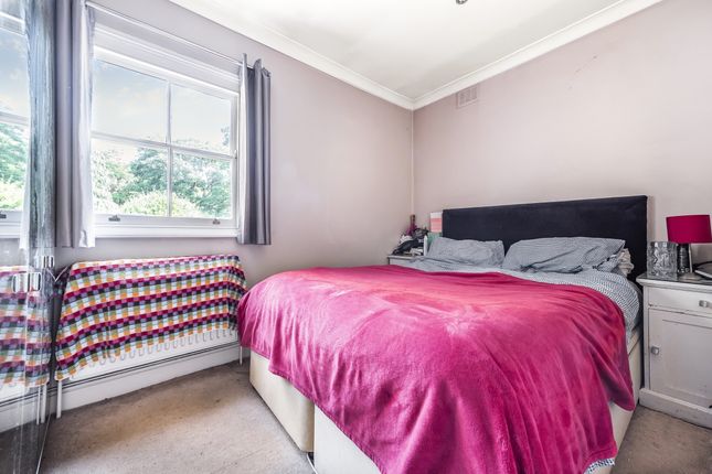 21b, St. Michael's Road, London photo 4