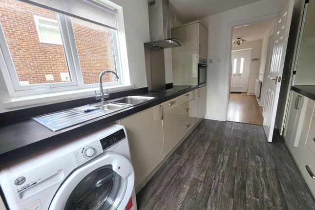 15 Andover Close, Barry photo 5