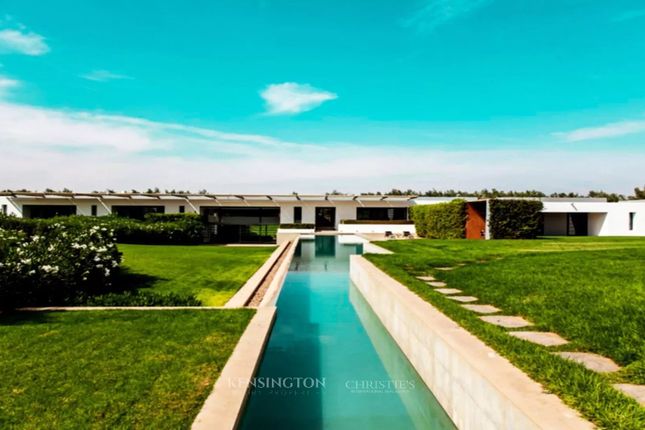 Thumbnail Villa for sale in Marrakesh, Route De L'ourika, 40000, Morocco