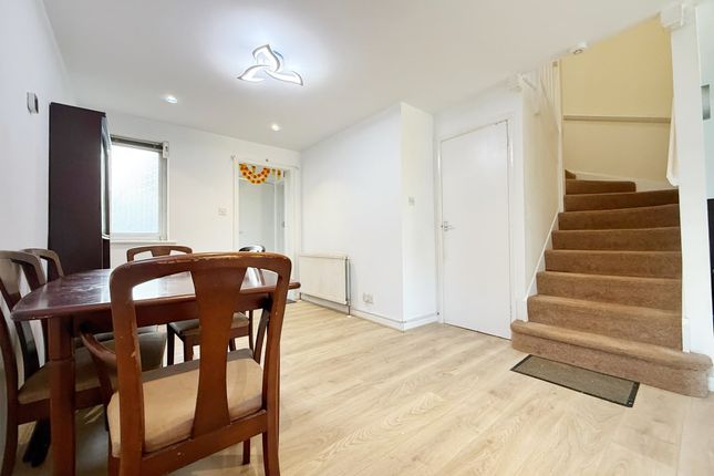 158, Amersham Road, High Wycombe photo 4