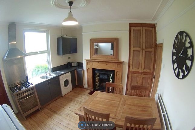 Terraced house to rent in Meanwood Road, Leeds
