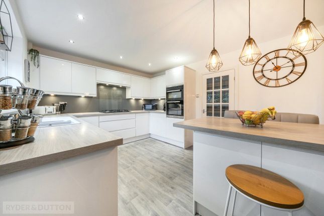 3, Birshaw Close, Shaw photo 4