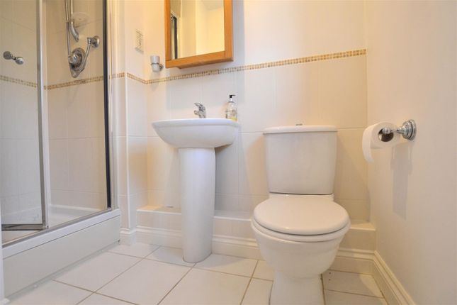 Ensuite.Jpg