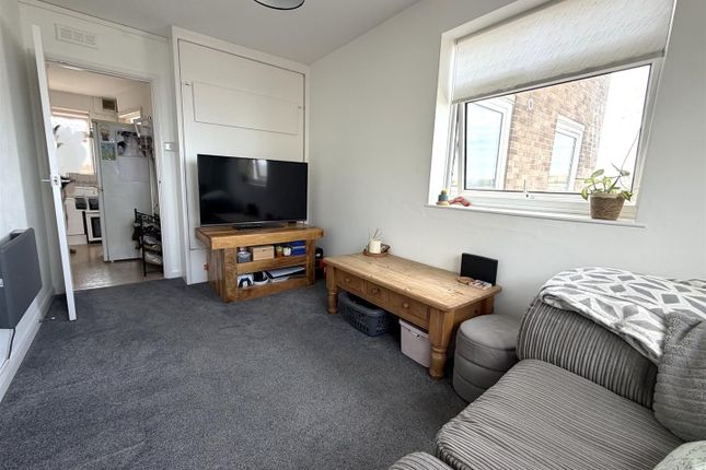 Flat 5, Alexandra Court, Grosvenor Road, Swanage photo 4