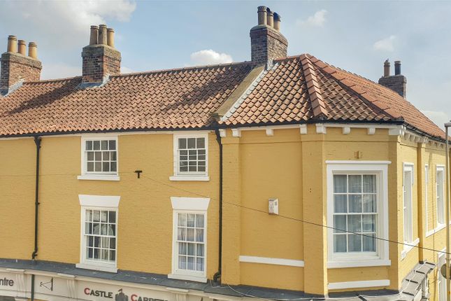 3 bedroom flat to rent in Railway Street, Malton