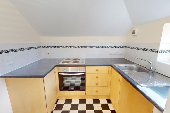 Flat to rent in The Mall, Faversham